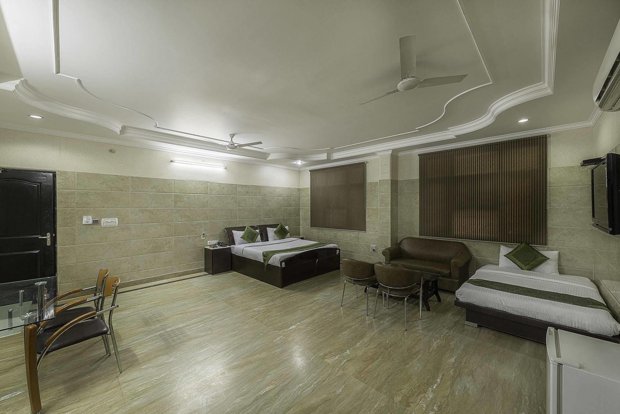 Treebo Trend Singh Sons Karol Bagh Hotel Nova Deli Exterior foto